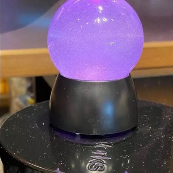 🔮Halloween Crystal Ball Candle Topper 🔮 - Picture 2 of 4
